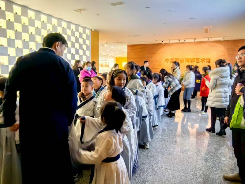 文化赋能：新民市魔创文旅挖掘城市文化资源的实践探索